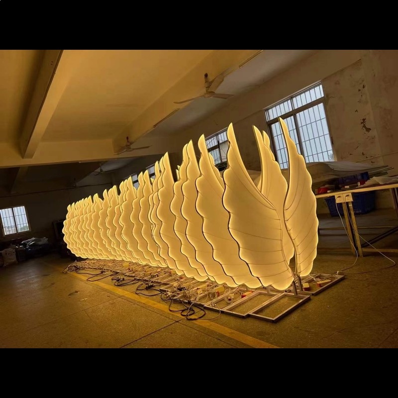 光る天使の羽ライト小道具 カラフルファンタジーLEDウィング - Lighting Decoration Ideas のレビューと価格