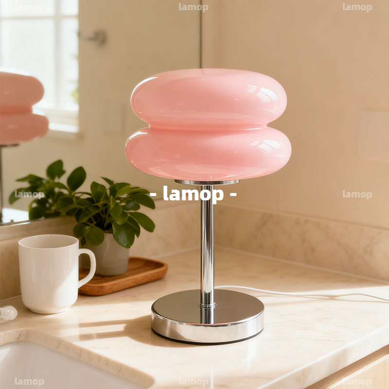 クリーム色のレトロなベッドサイドテーブルランプ、ミッドセンチ - Lighting Decor Bedroom のレビューと価格